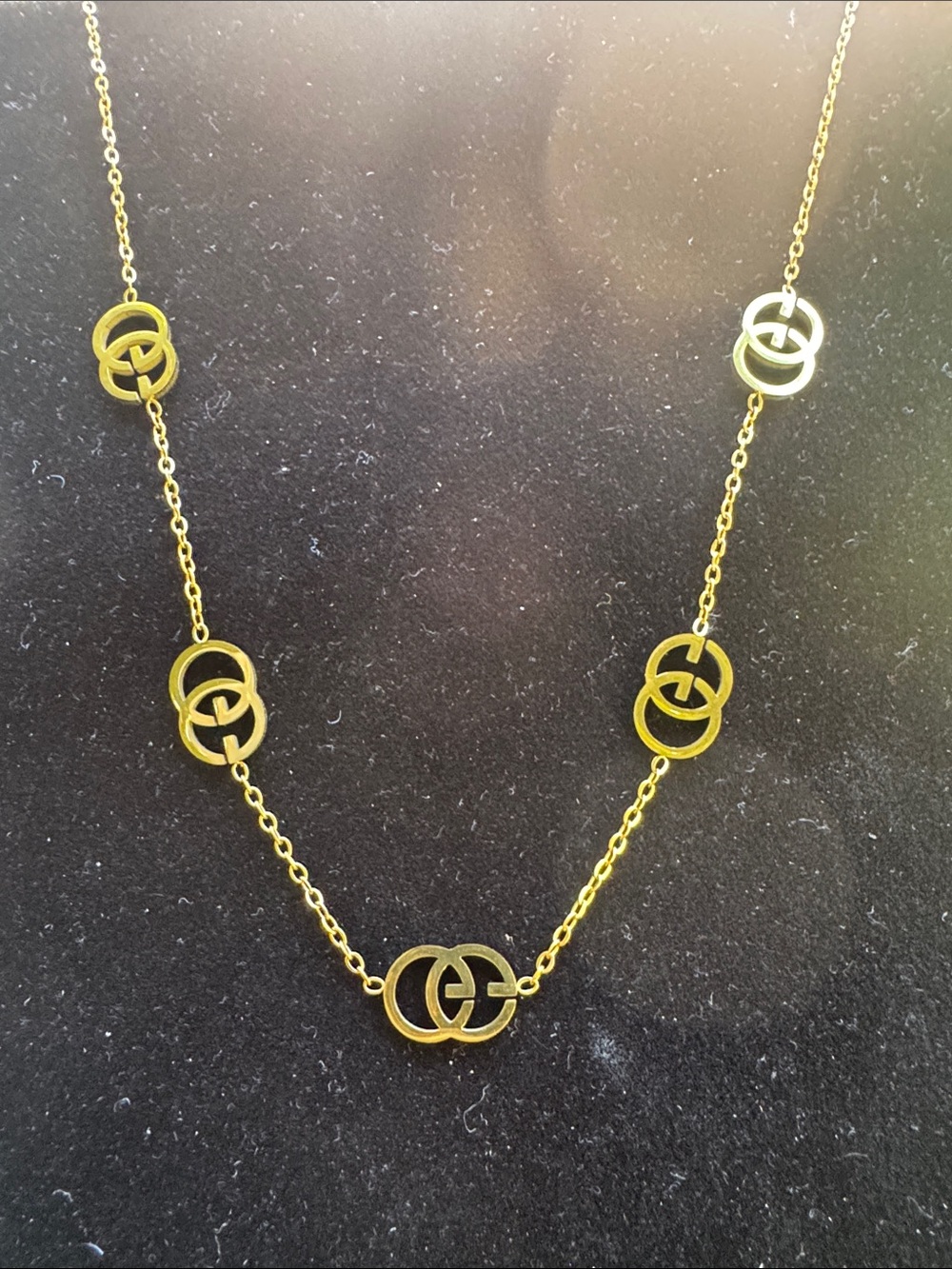 Necklace Gold tone  Interlocking Circle Necklace - Women's Jewelry